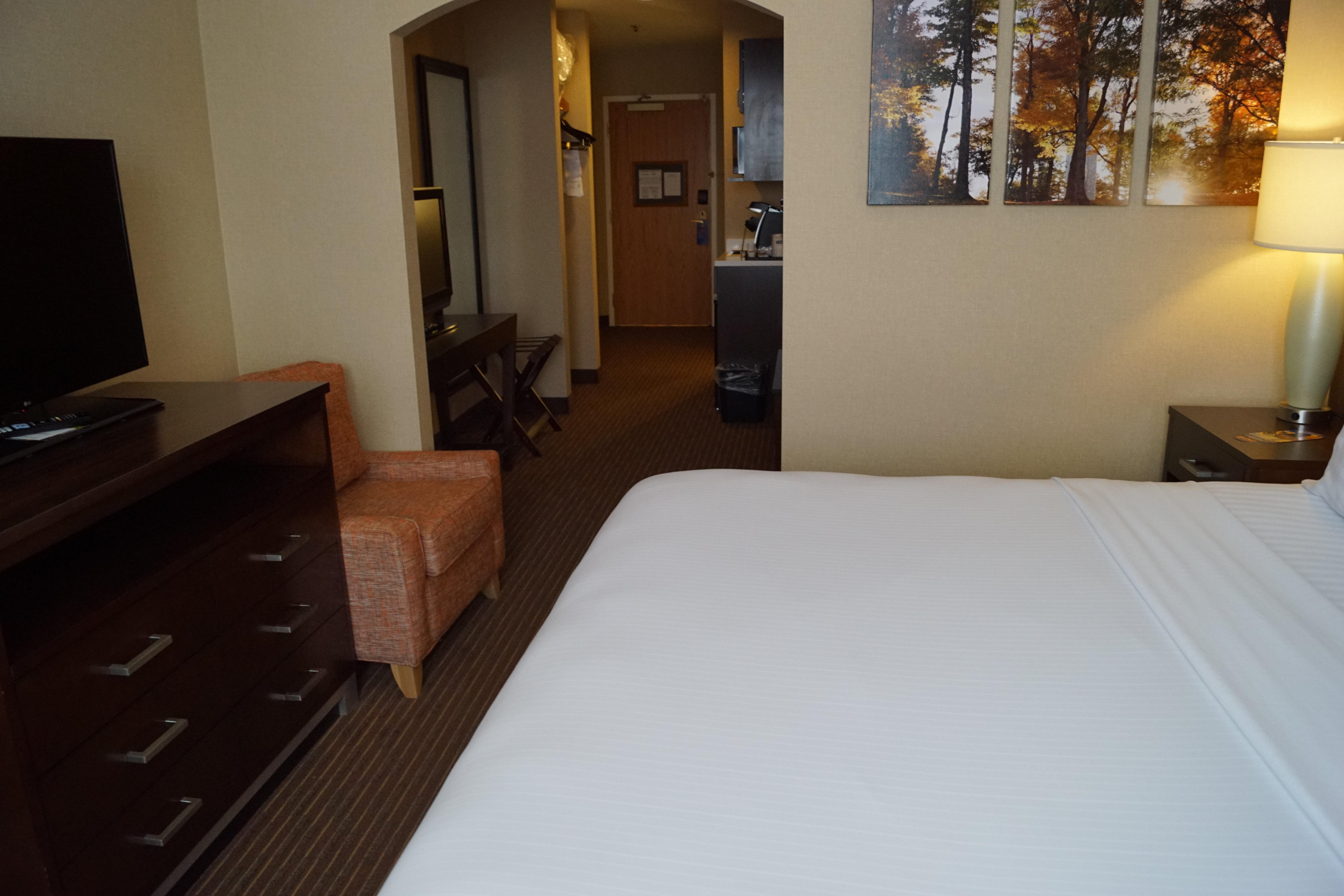 Holiday Inn Express Hotel & Suites Watertown - Thousand Islands By Ihg 외부 사진